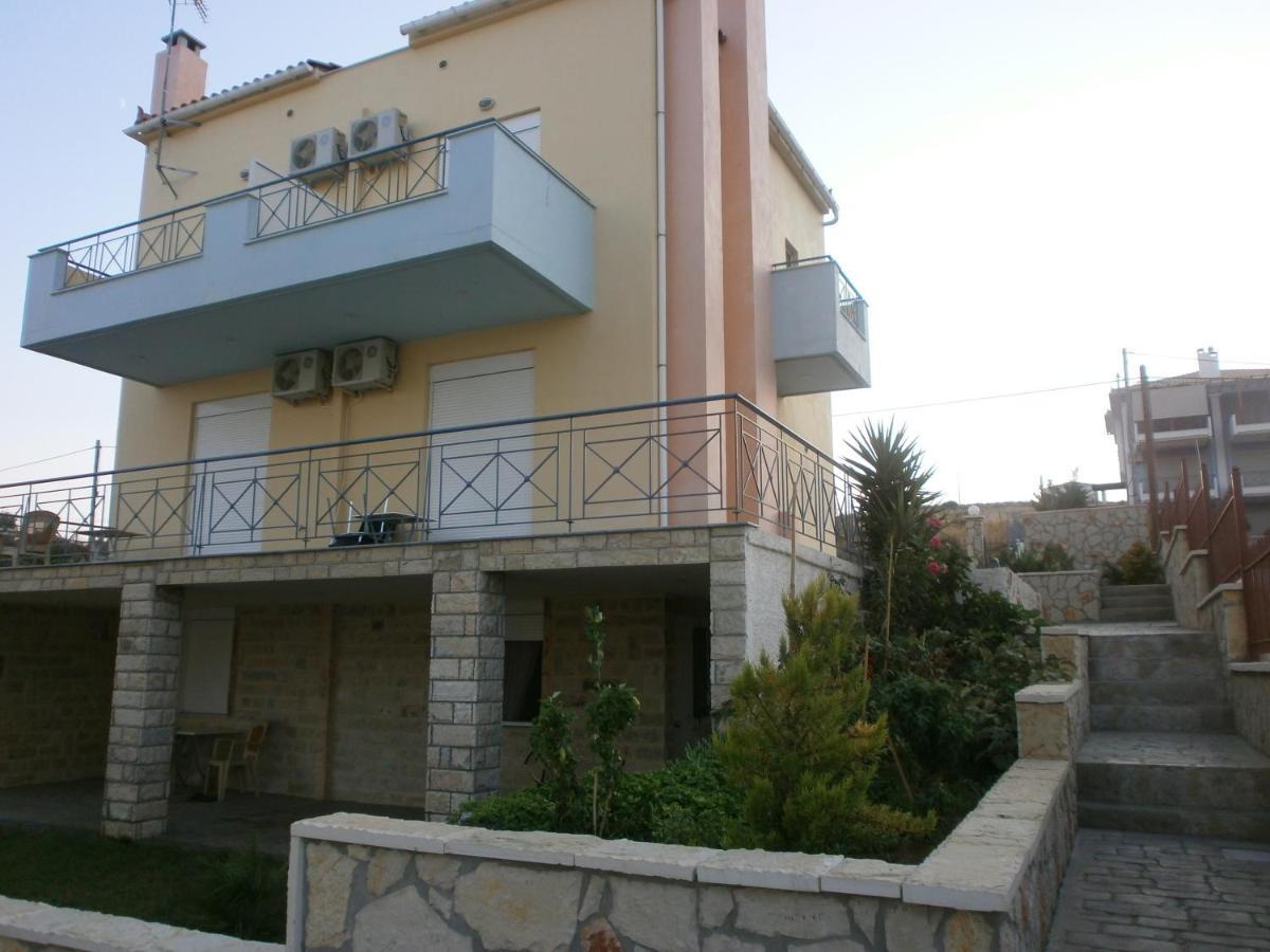 Villa Christine - Maisonettes With Fireplace Aliveri Kamer foto